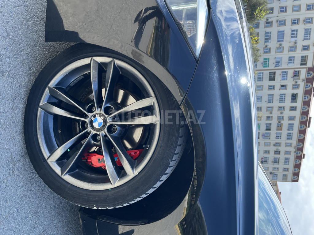 BMW 328 2012