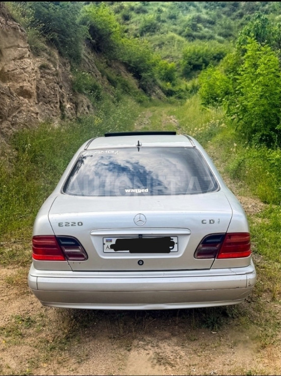 Mercedes E 220 1998
