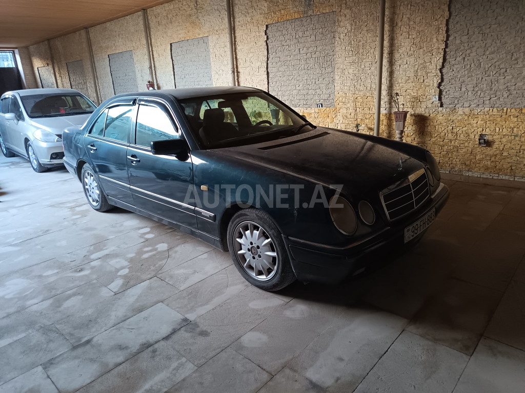 Mercedes E 240 1999