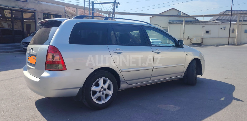 Toyota Corolla 2005