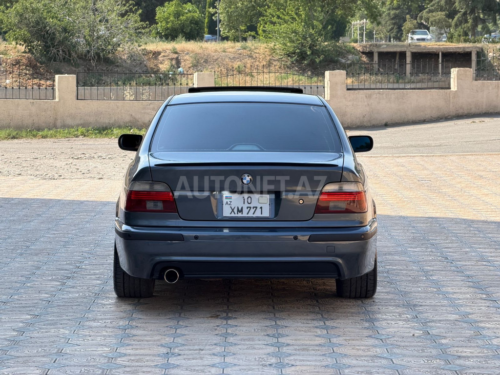 BMW 530 2001