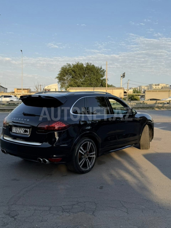 Porsche Cayenne 2013