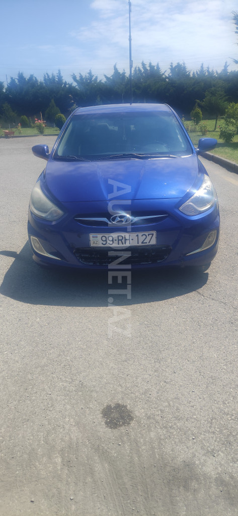 Hyundai Accent 2012