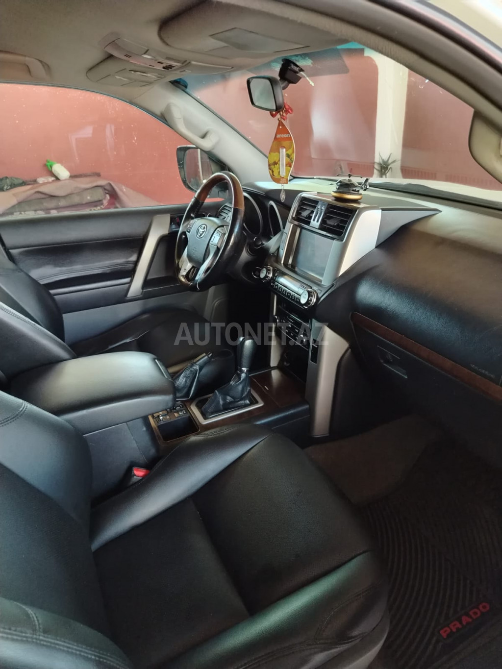 Toyota Land Cruiser Prado 2012