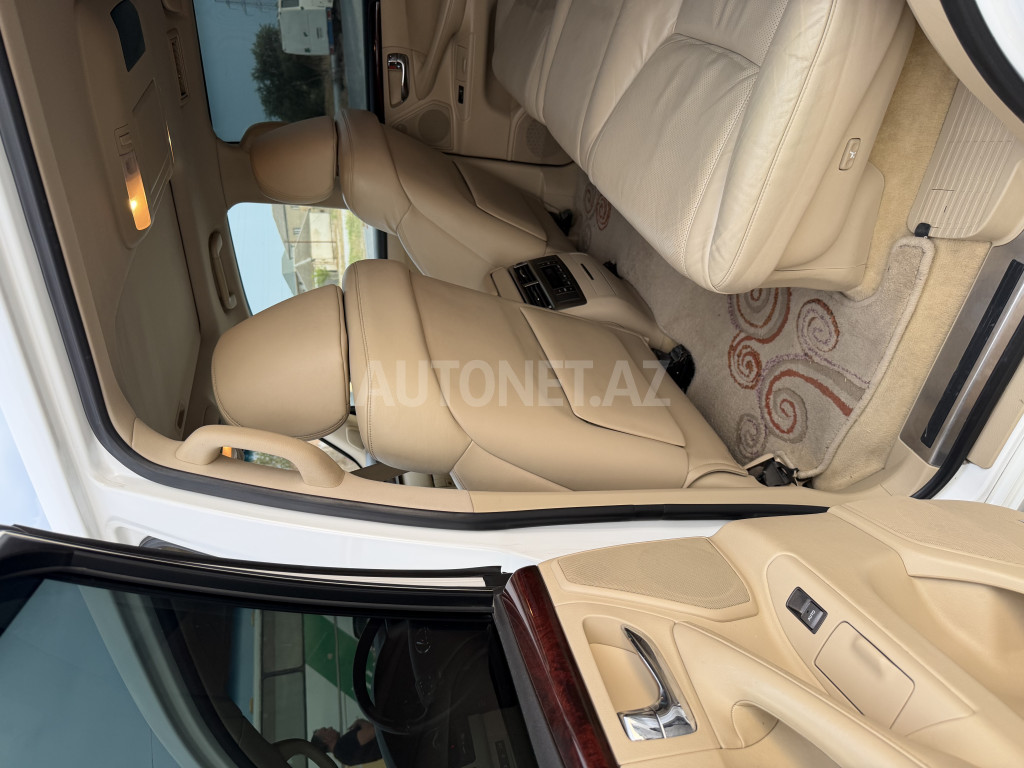Lexus LX 570 2009