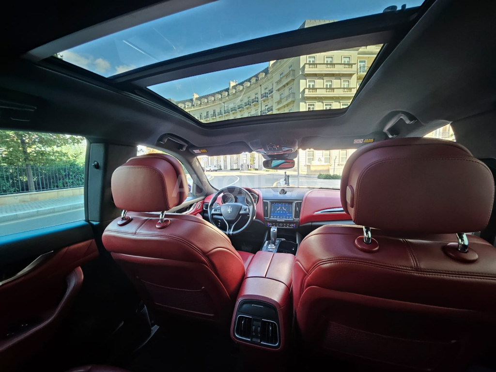 Maserati Levante 2021
