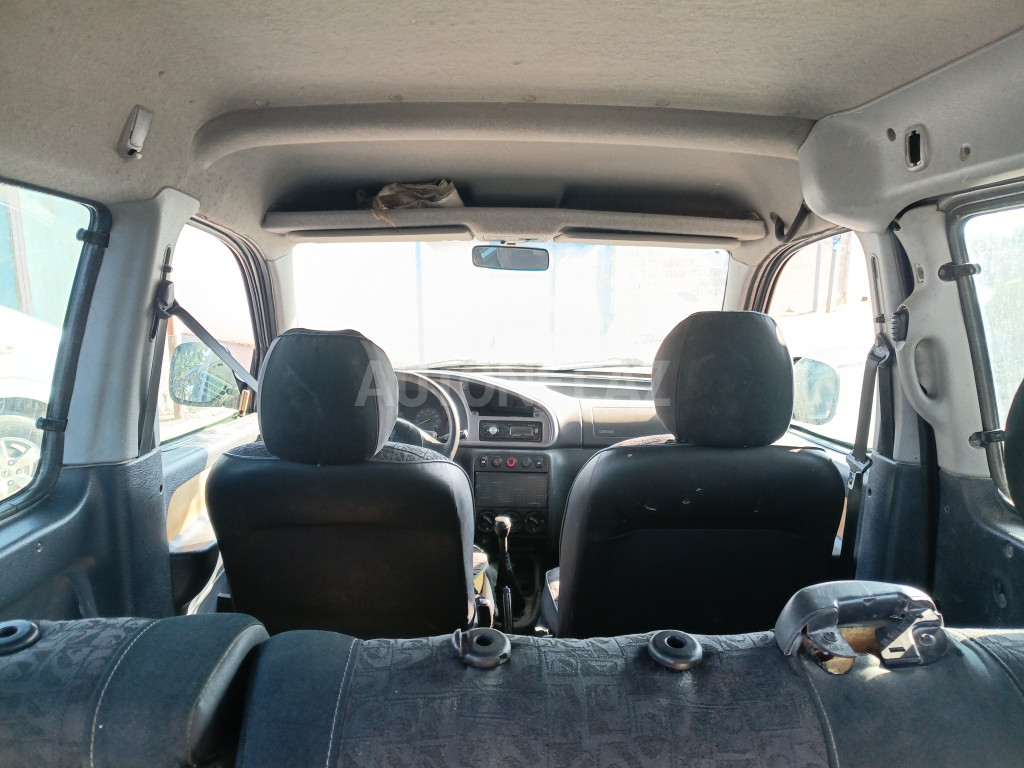Peugeot Partner 2000