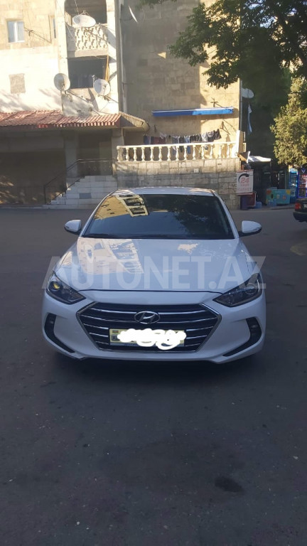 Hyundai Elantra 2016