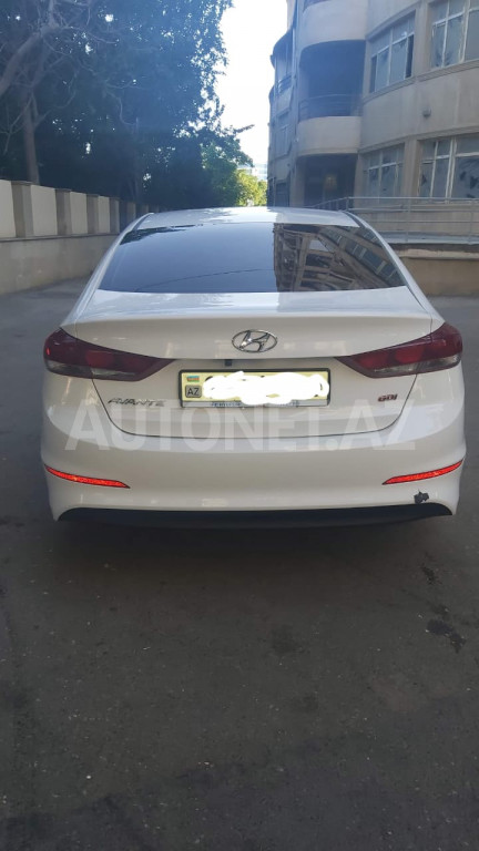 Hyundai Elantra 2016