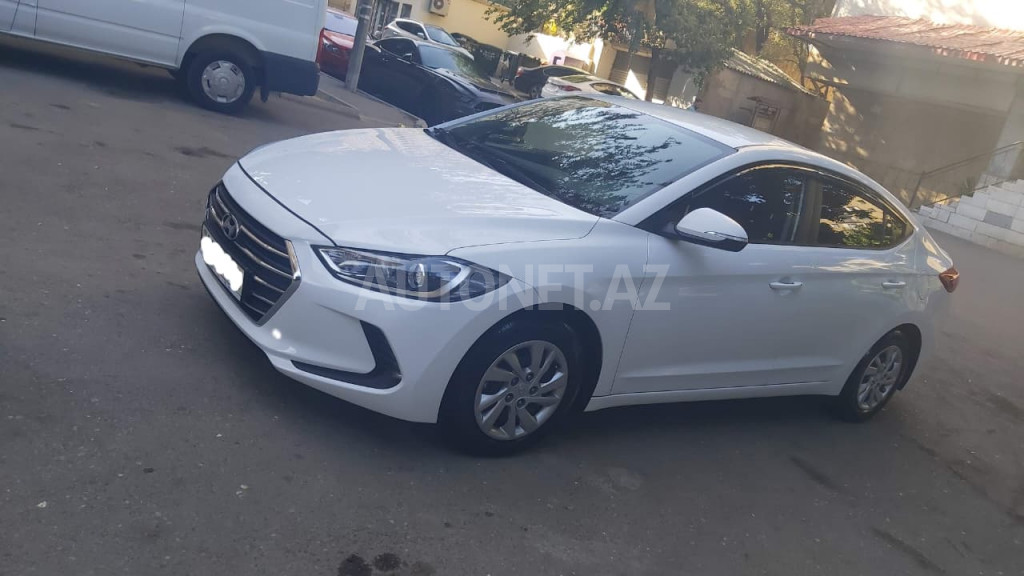 Hyundai Elantra 2016