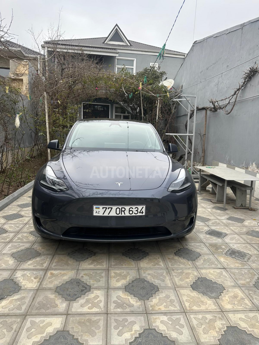Tesla Model Y 2023