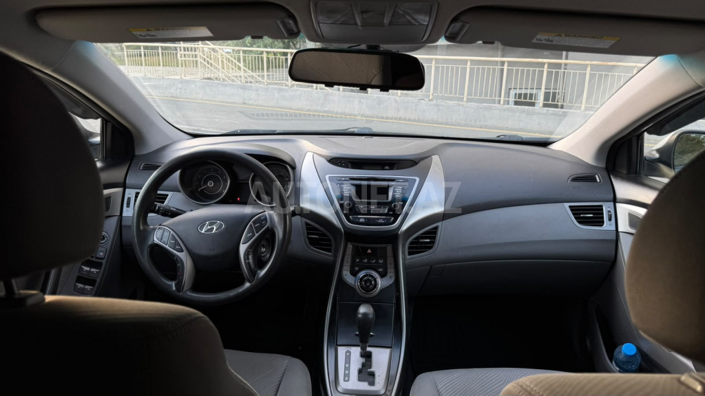 Hyundai Elantra 2013