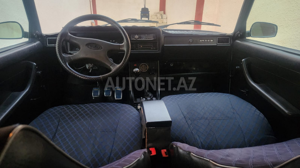 LADA (VAZ) 2107 2004