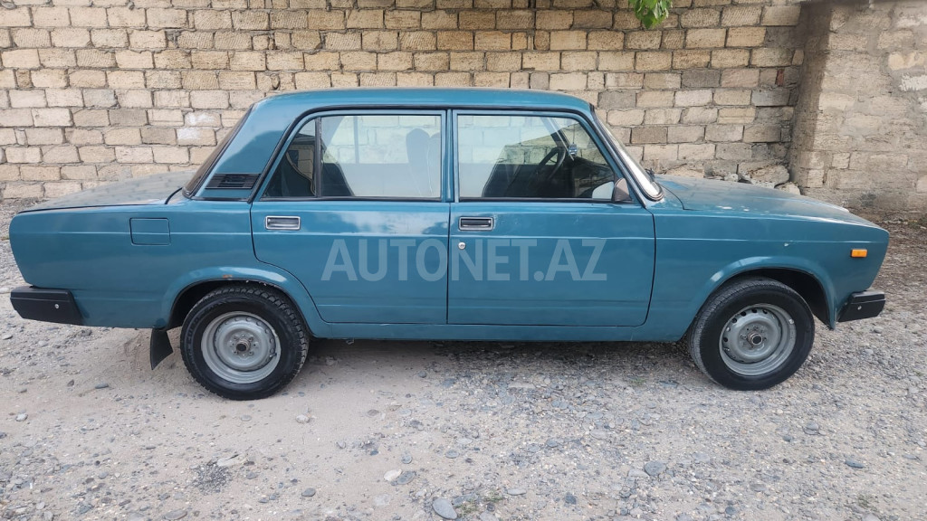 LADA (VAZ) 2107 2004
