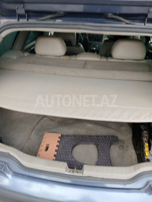 Volvo V40 2002