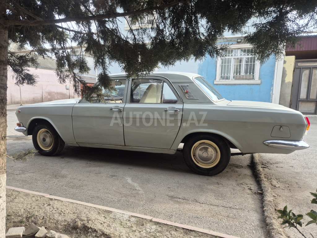 GAZ 24 "Volga" 1980