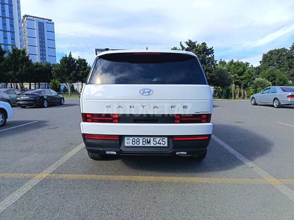 Hyundai Santa Fe 2024