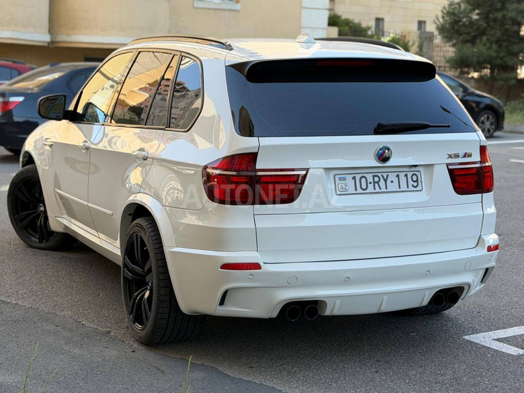 BMW X5 M 2011