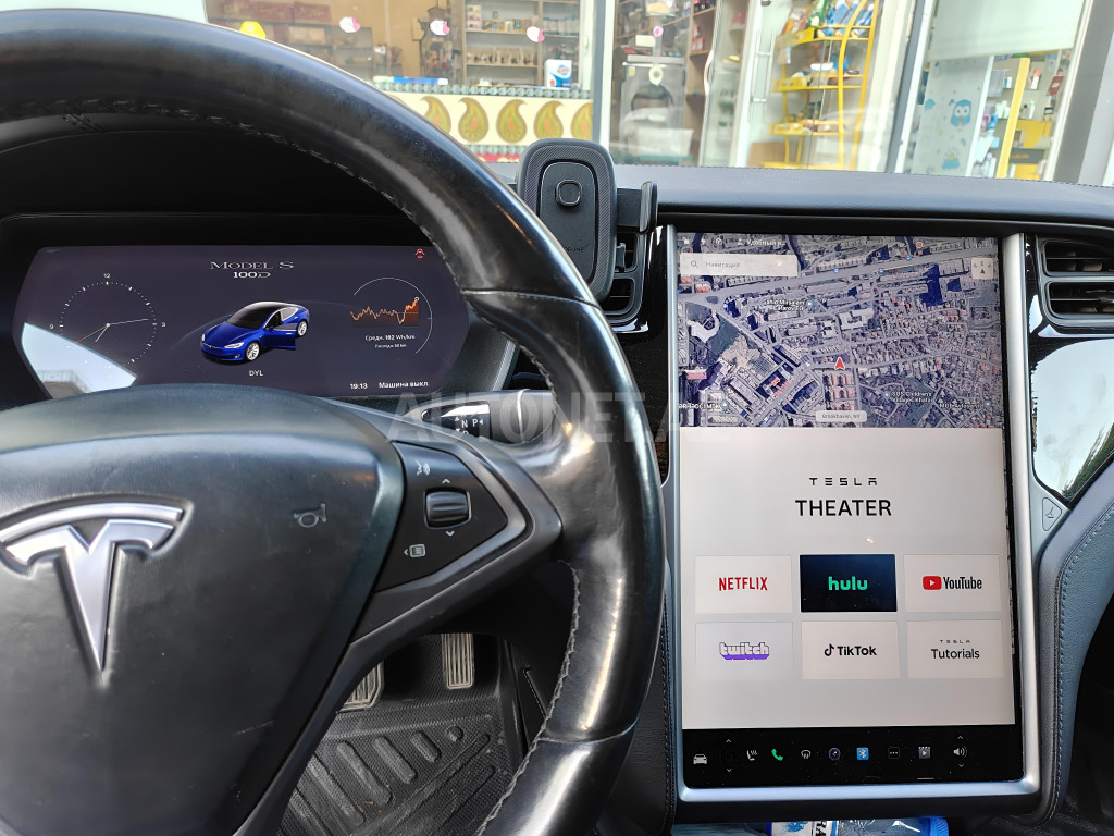 Tesla Model S 2018