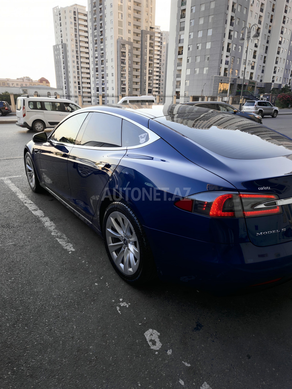 Tesla Model S 2018