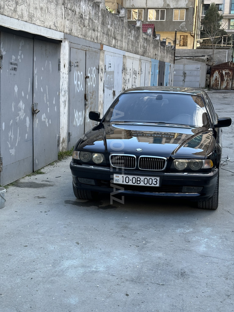 BMW 740 2001