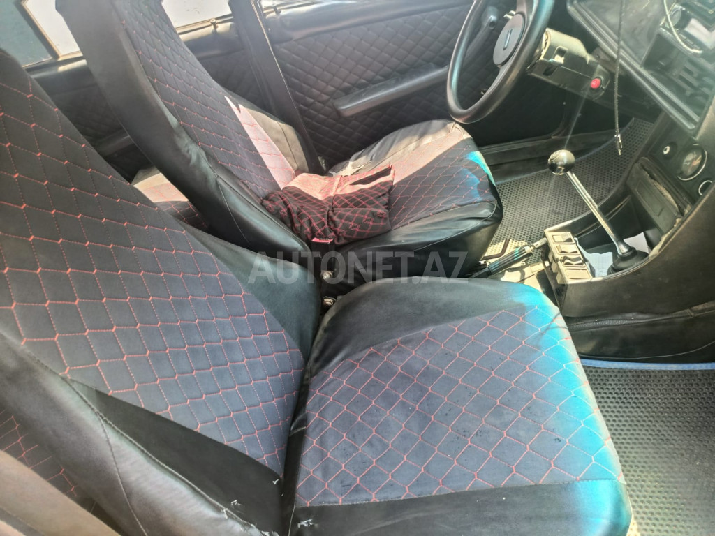 LADA (VAZ) 2107 2002