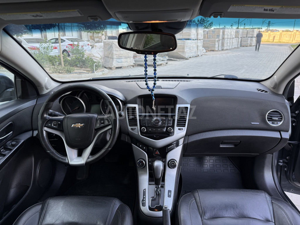 Chevrolet Cruze 2012