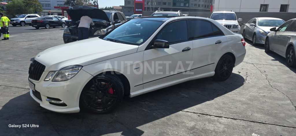 Mercedes E 300 2012