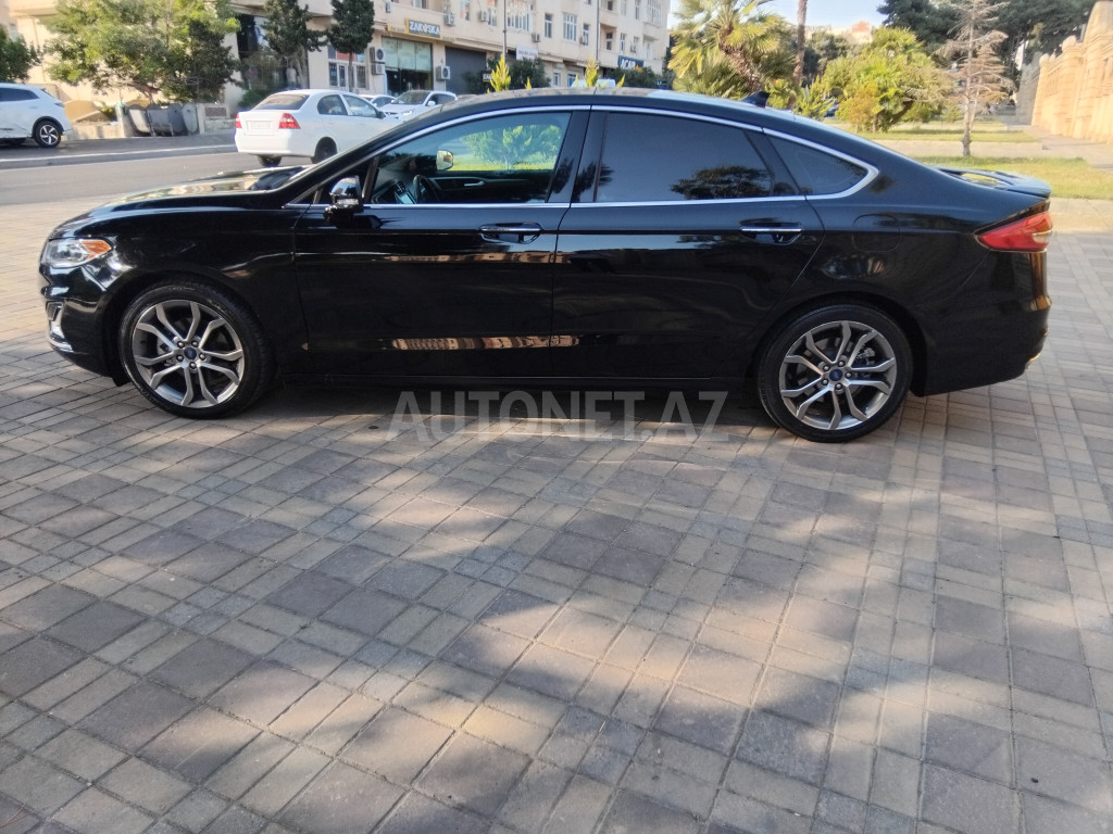 Ford Fusion 2019