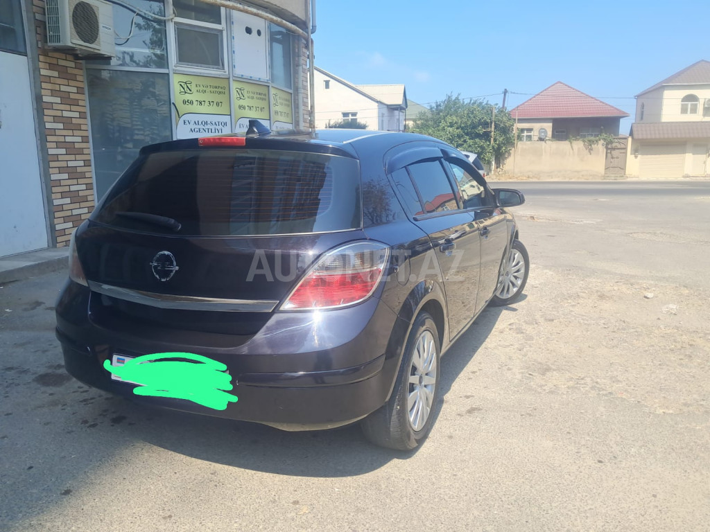 Opel Astra 2009