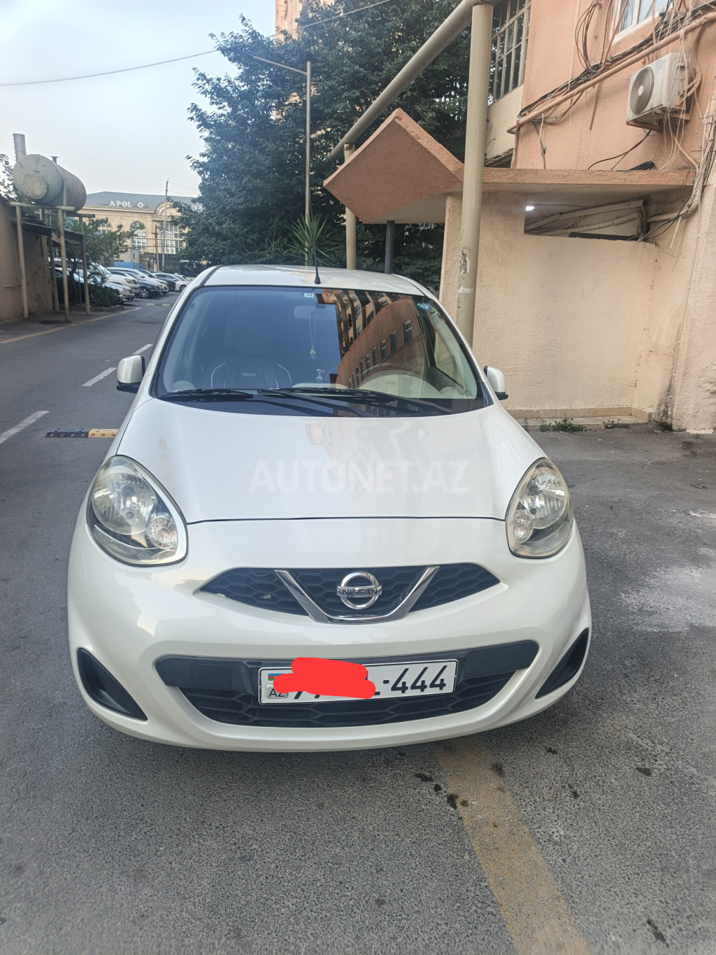 Nissan March 2016