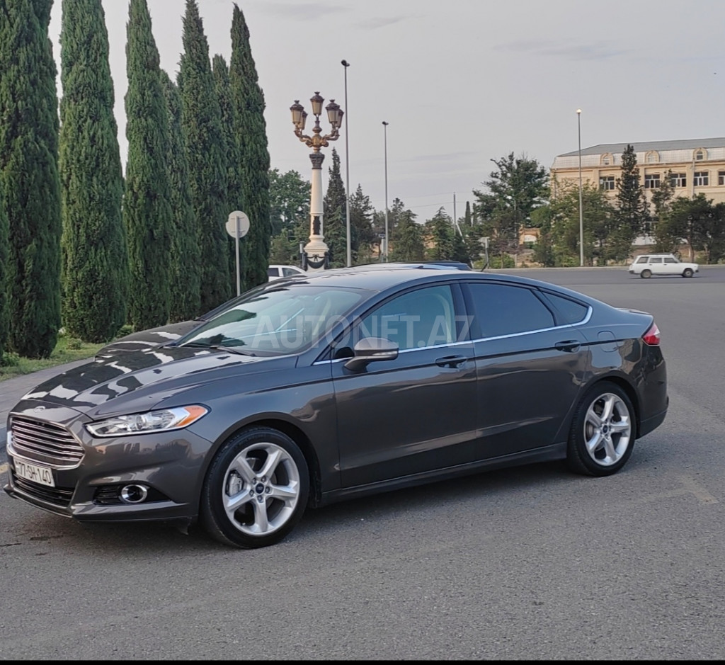 Ford Fusion 2016