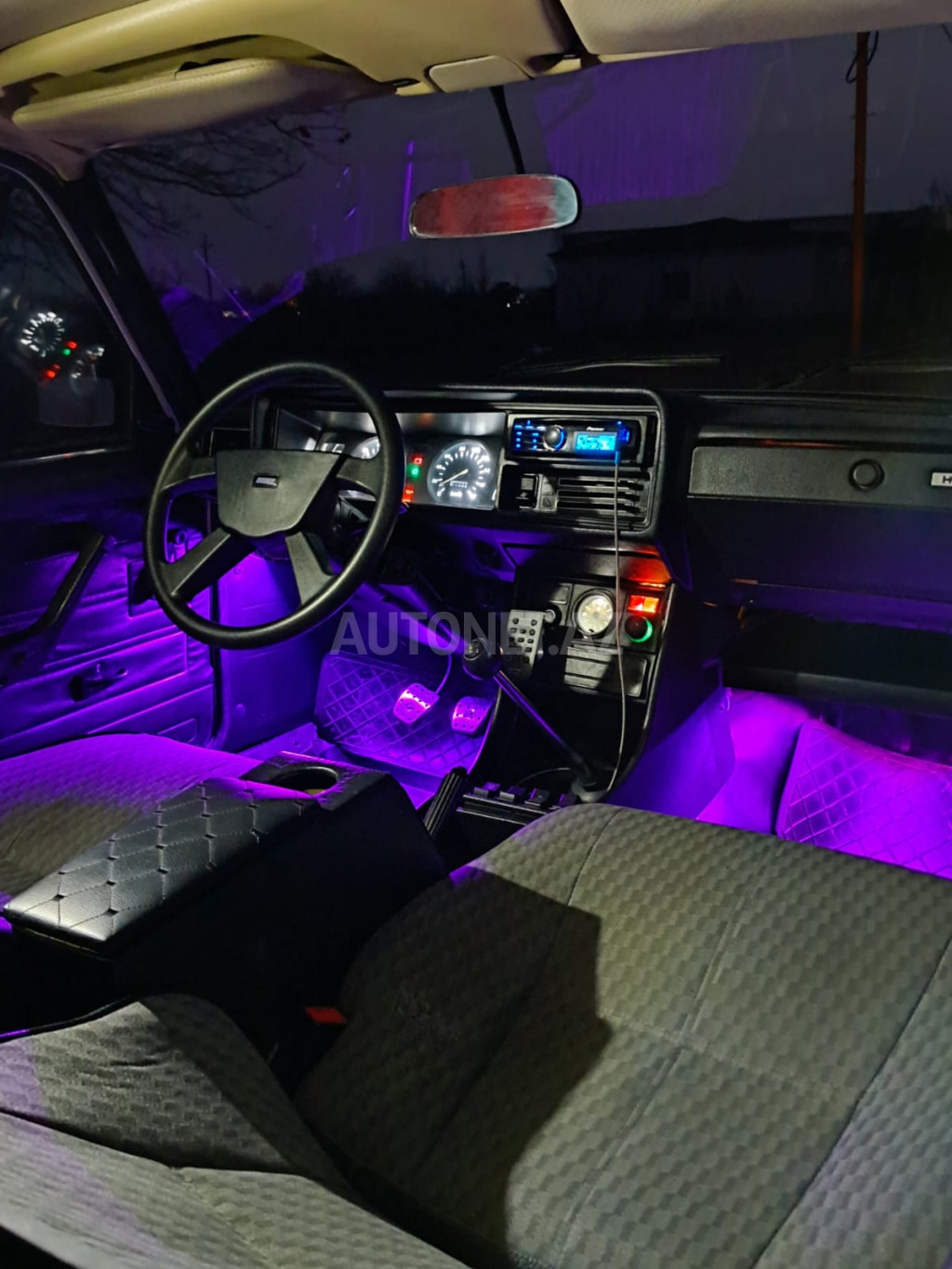 LADA (VAZ) 2107 2004