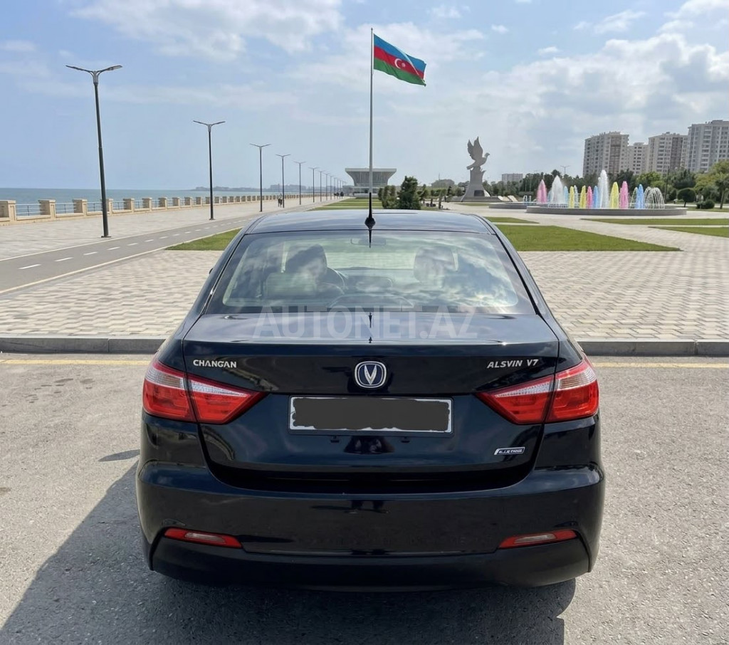 Changan Alsvin V7 2017