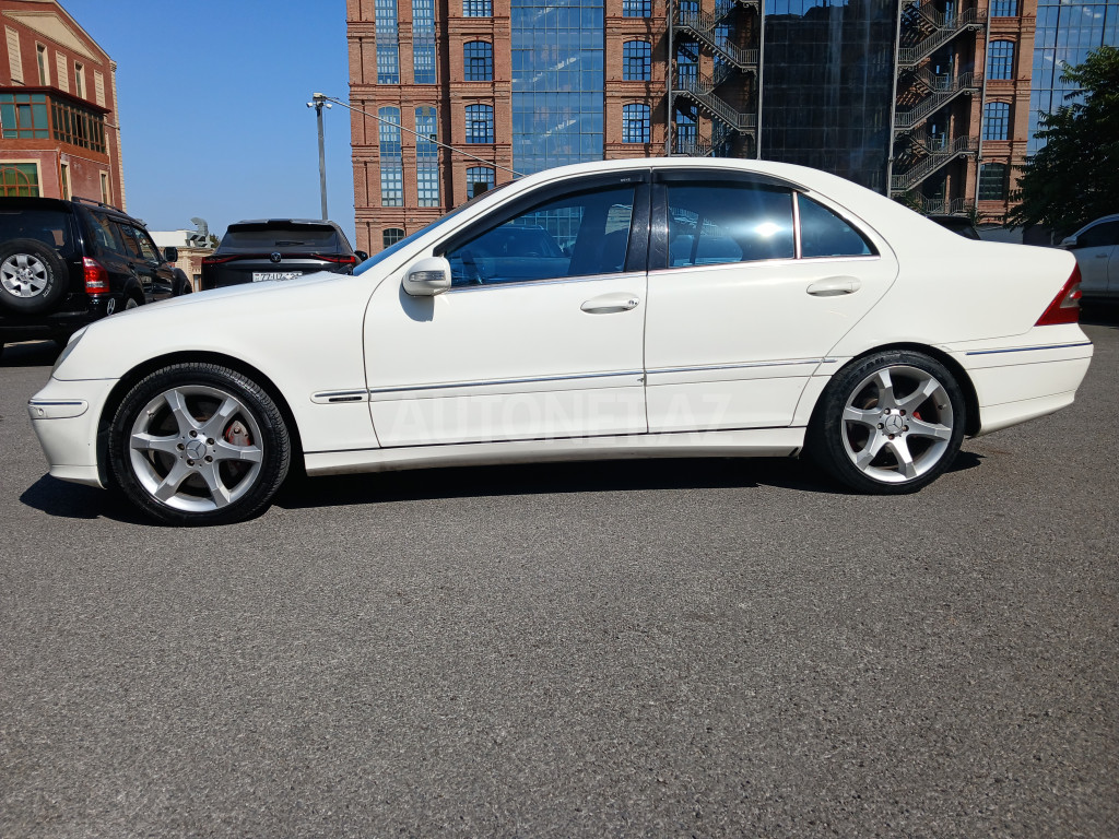 Mercedes C 230 2005