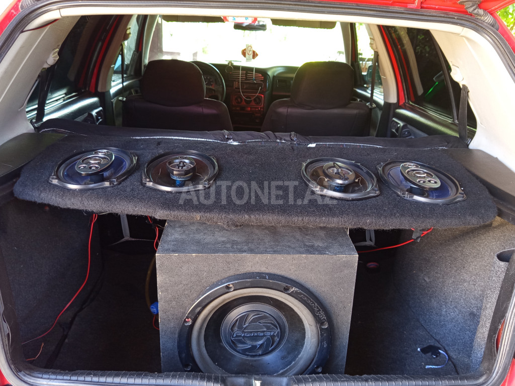 Volkswagen Golf 1998