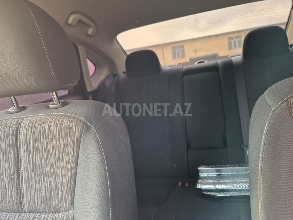 Nissan Sentra 2015