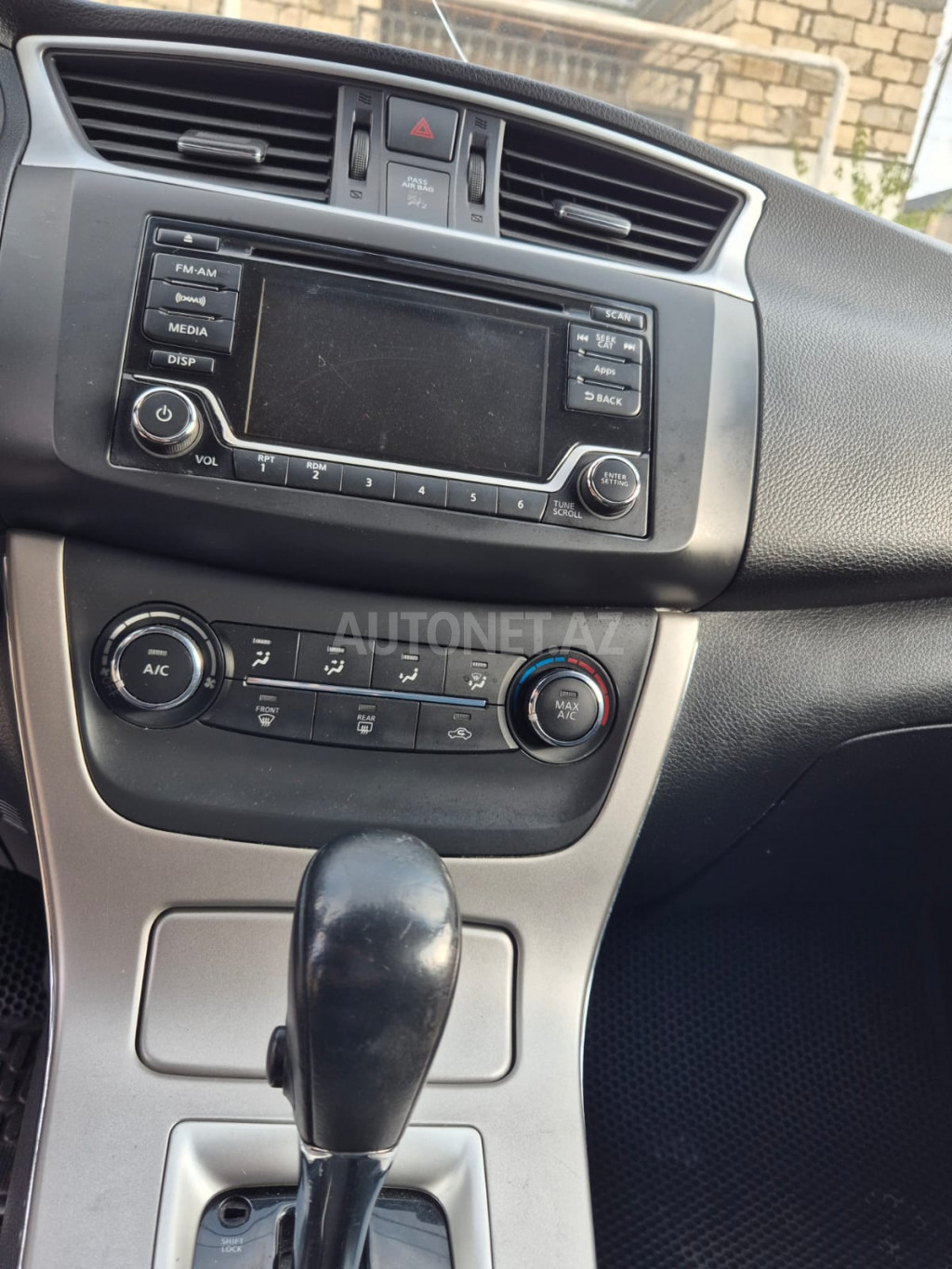 Nissan Sentra 2015