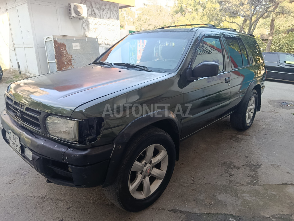 Nissan Pathfinder 1998