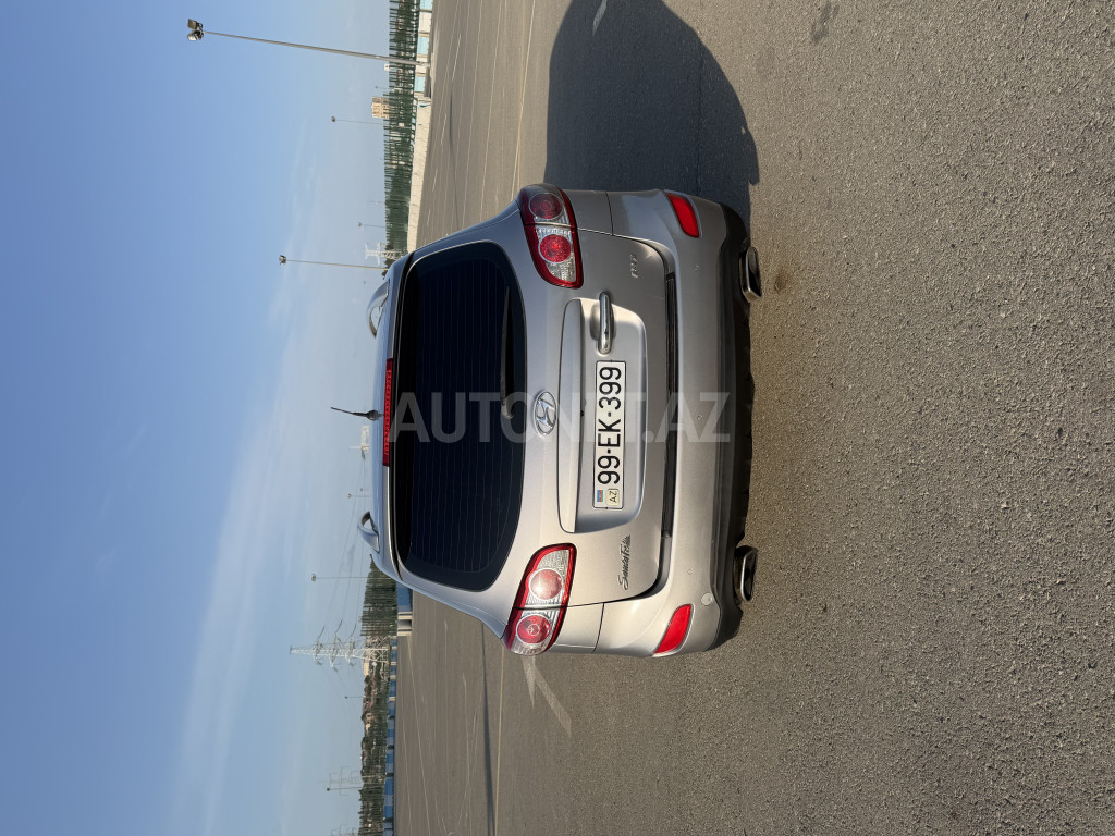 Hyundai Santa Fe 2010