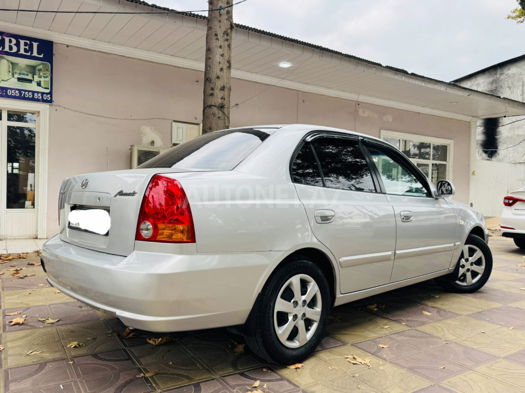 Hyundai Accent 2003
