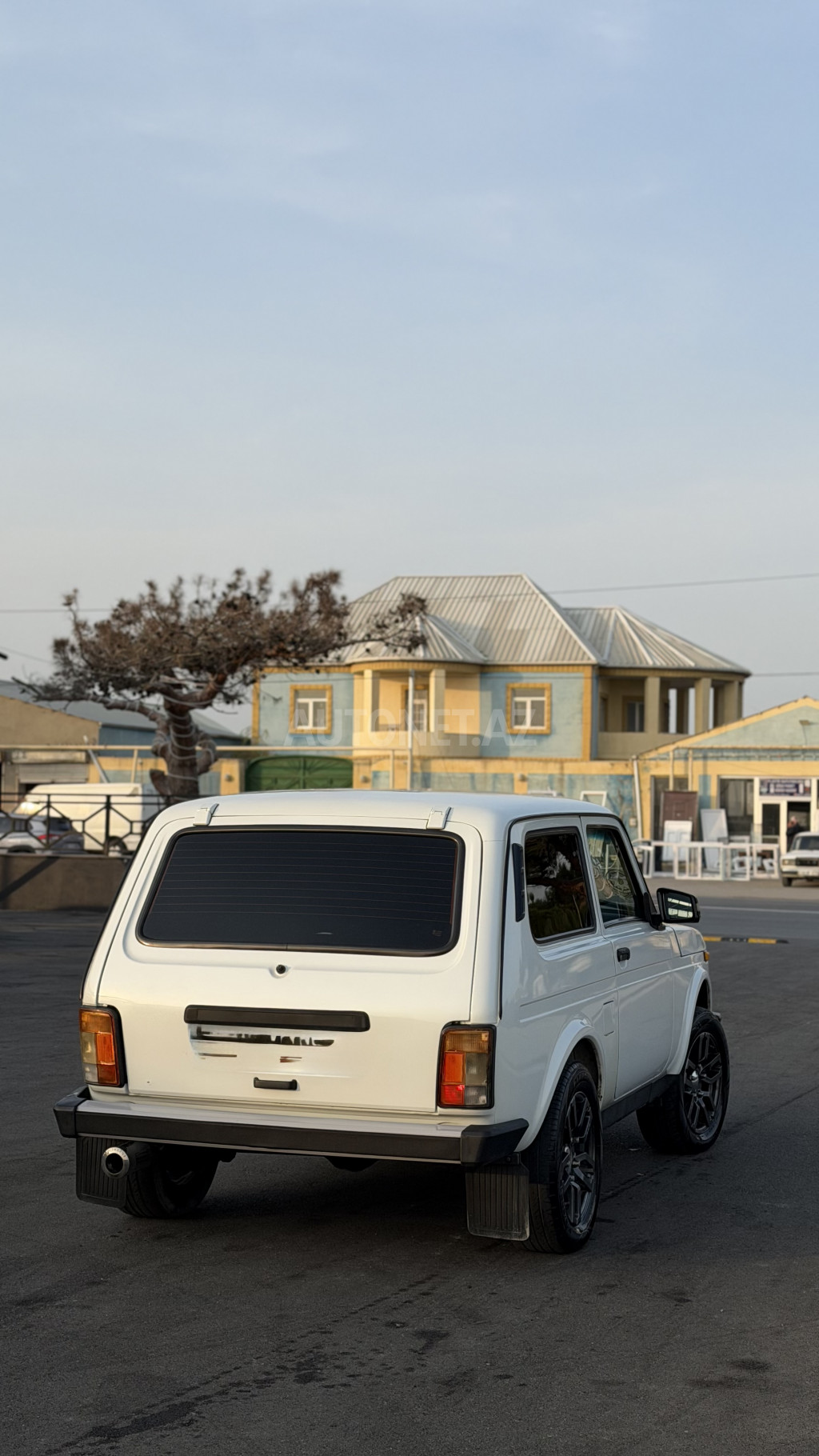 LADA (VAZ) Niva 2012