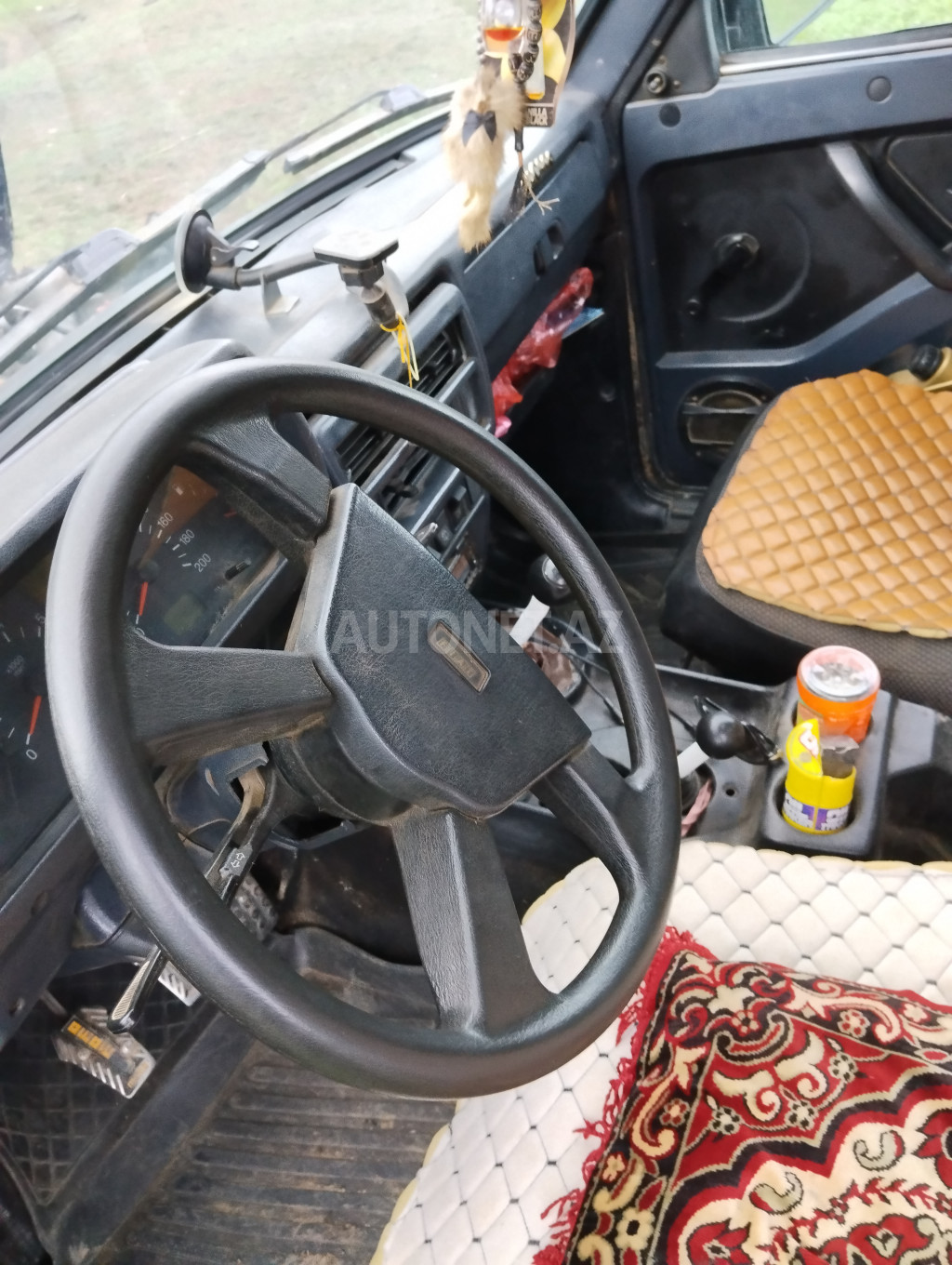 LADA (VAZ) Niva 2013