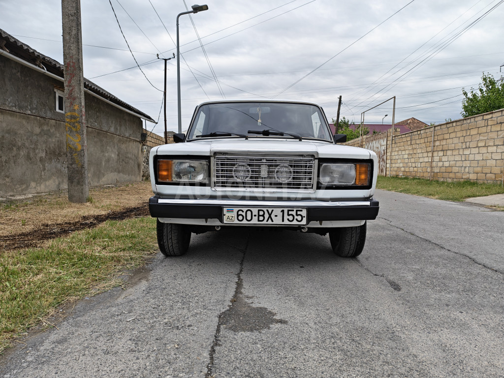 LADA (VAZ) 2107 2005