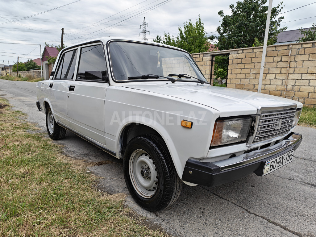 LADA (VAZ) 2107 2005