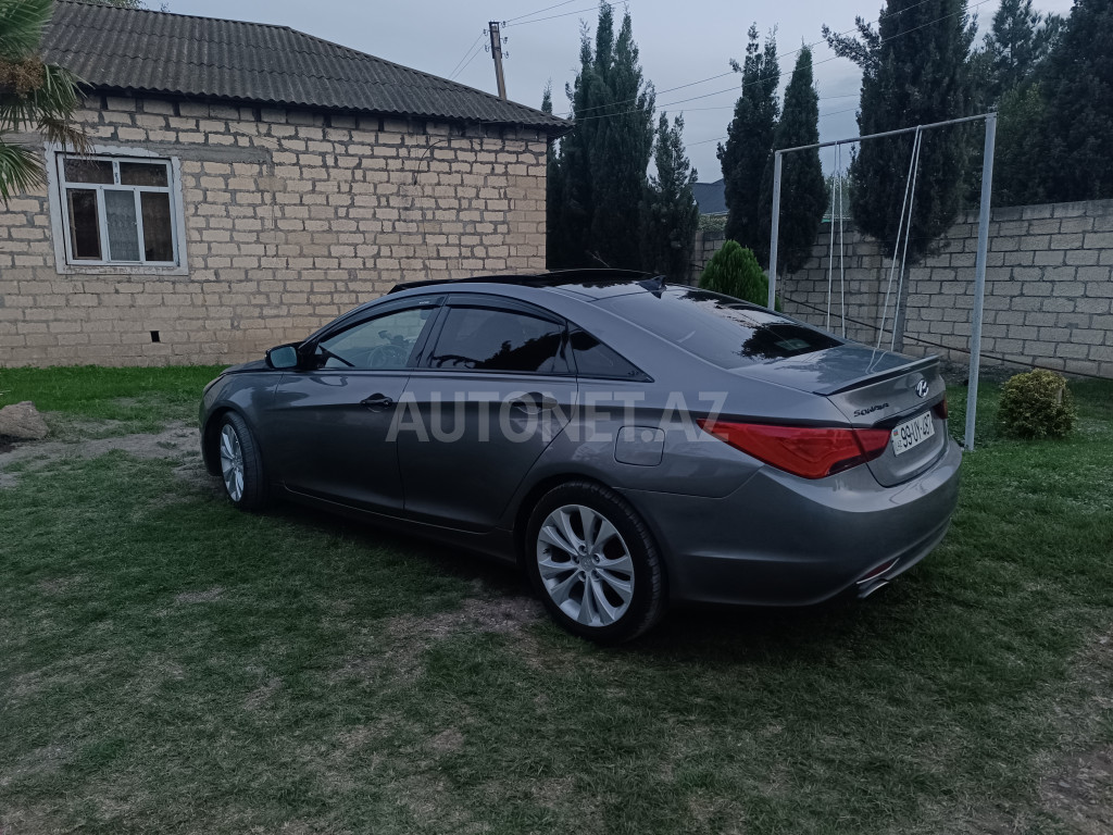 Hyundai Sonata 2012