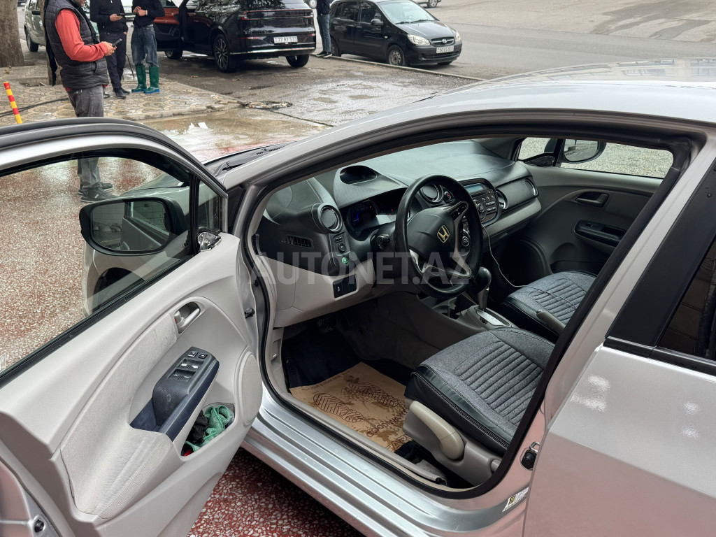 Honda Insight 2011