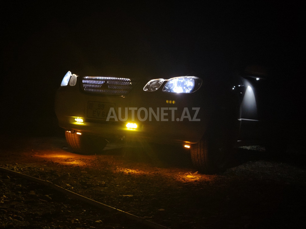 Mitsubishi Airtrek 2002